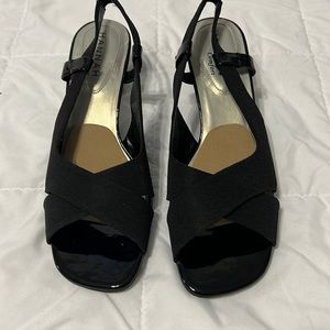 Hannah black sandals, size 10, never worn